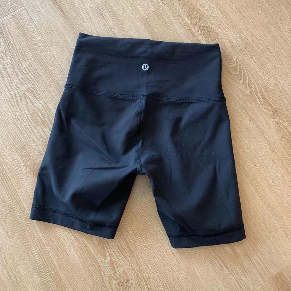 Lululemon Wunder Train High Rise Short 6”